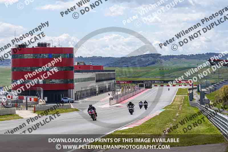 cadwell no limits trackday;cadwell park;cadwell park photographs;cadwell trackday photographs;enduro digital images;event digital images;eventdigitalimages;navarra;no limits trackdays;peter wileman photography;racing digital images;trackday digital images;trackday photos